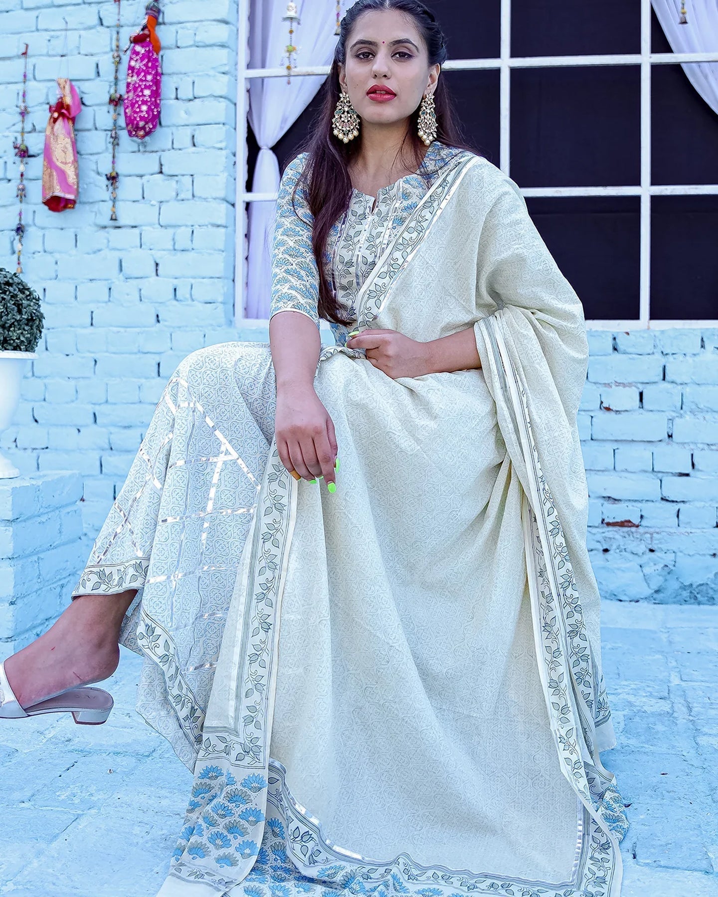 Leaf Sharara