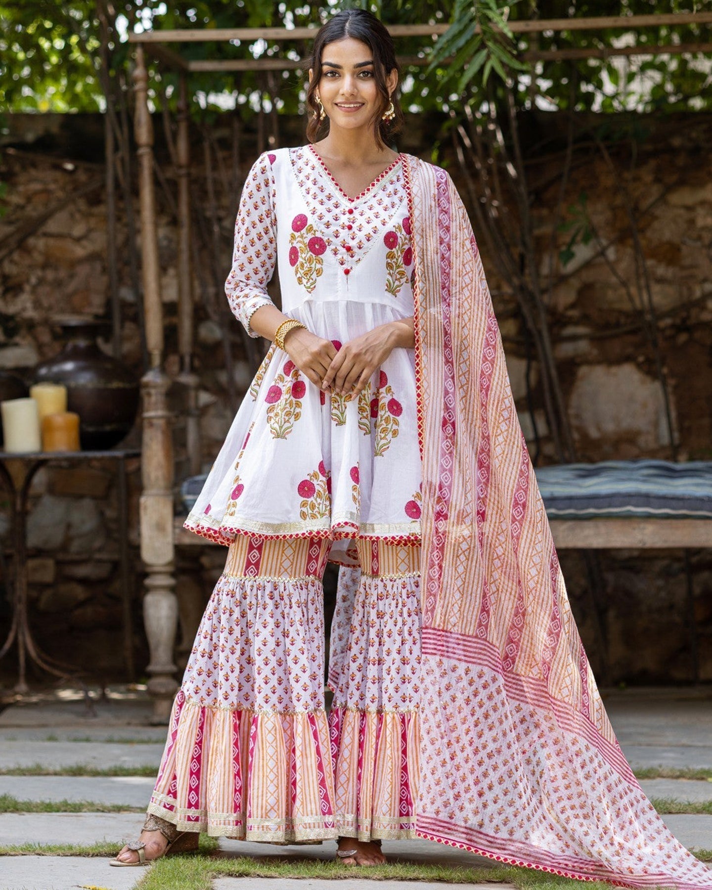 Amishi Sharara Set