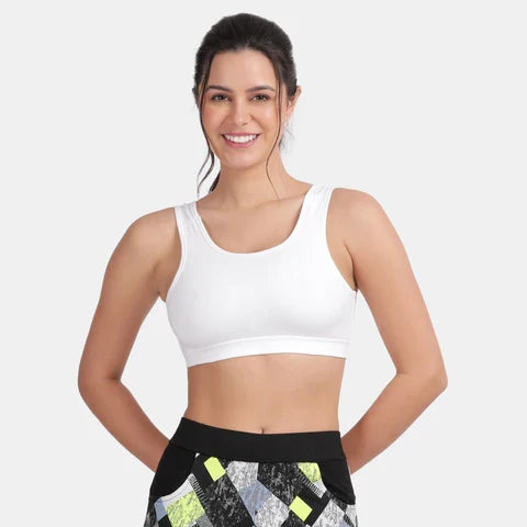 Seamless white sports bra Envie full coverage non wired lightweight comfortable activewear bra for workouts