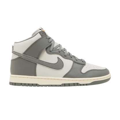 Dunk High SE GS 'Light Bone Tumbled Grey'