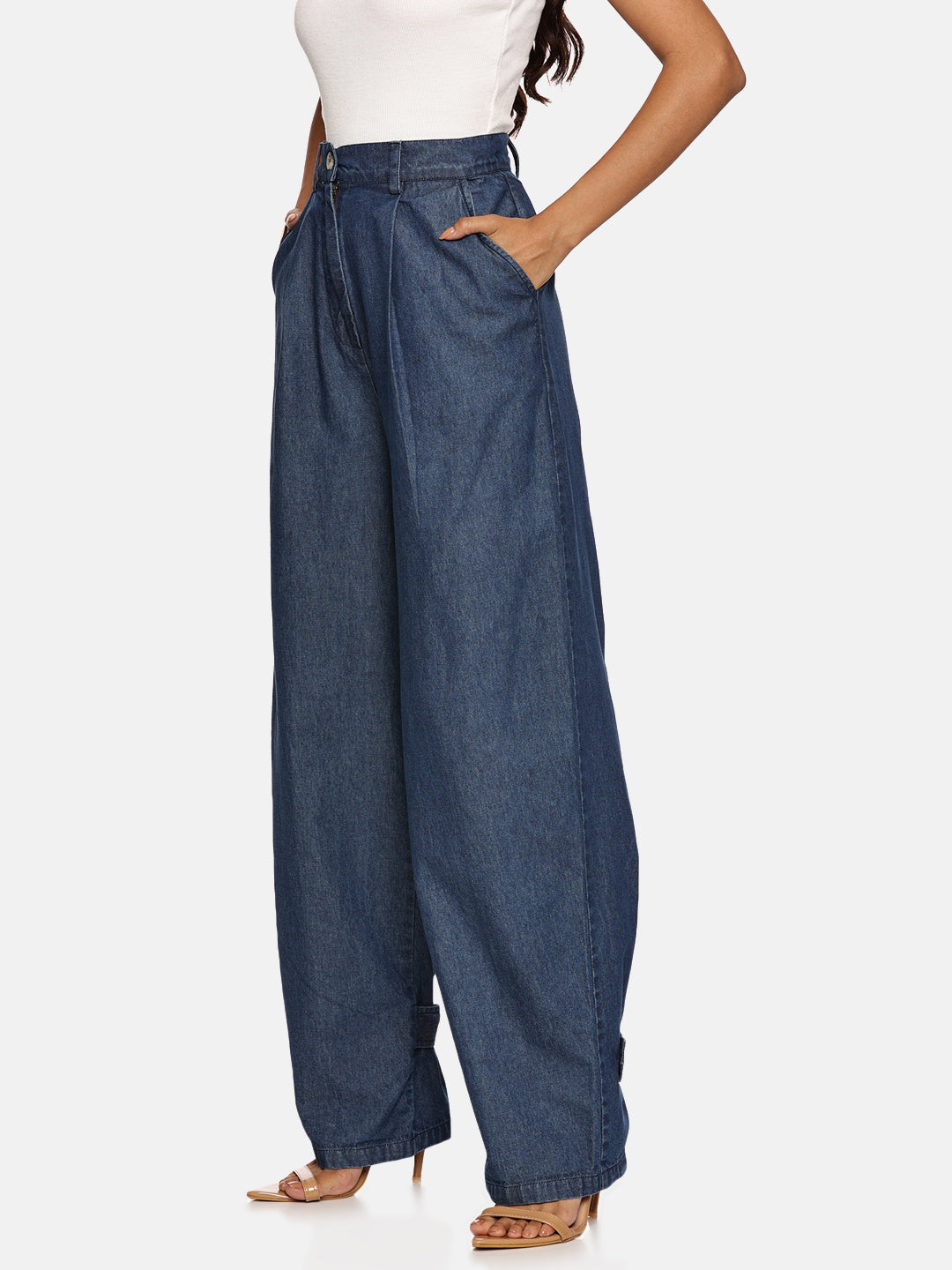 IS.U Light Blue Barrel Fit Pant