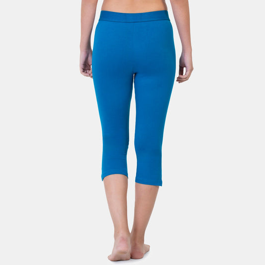 Envie Hugged Fit 3/4th Length Solid Capri