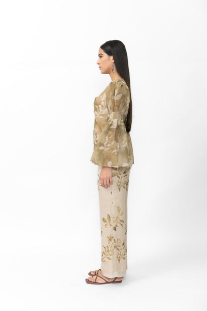 Rumi Pant
