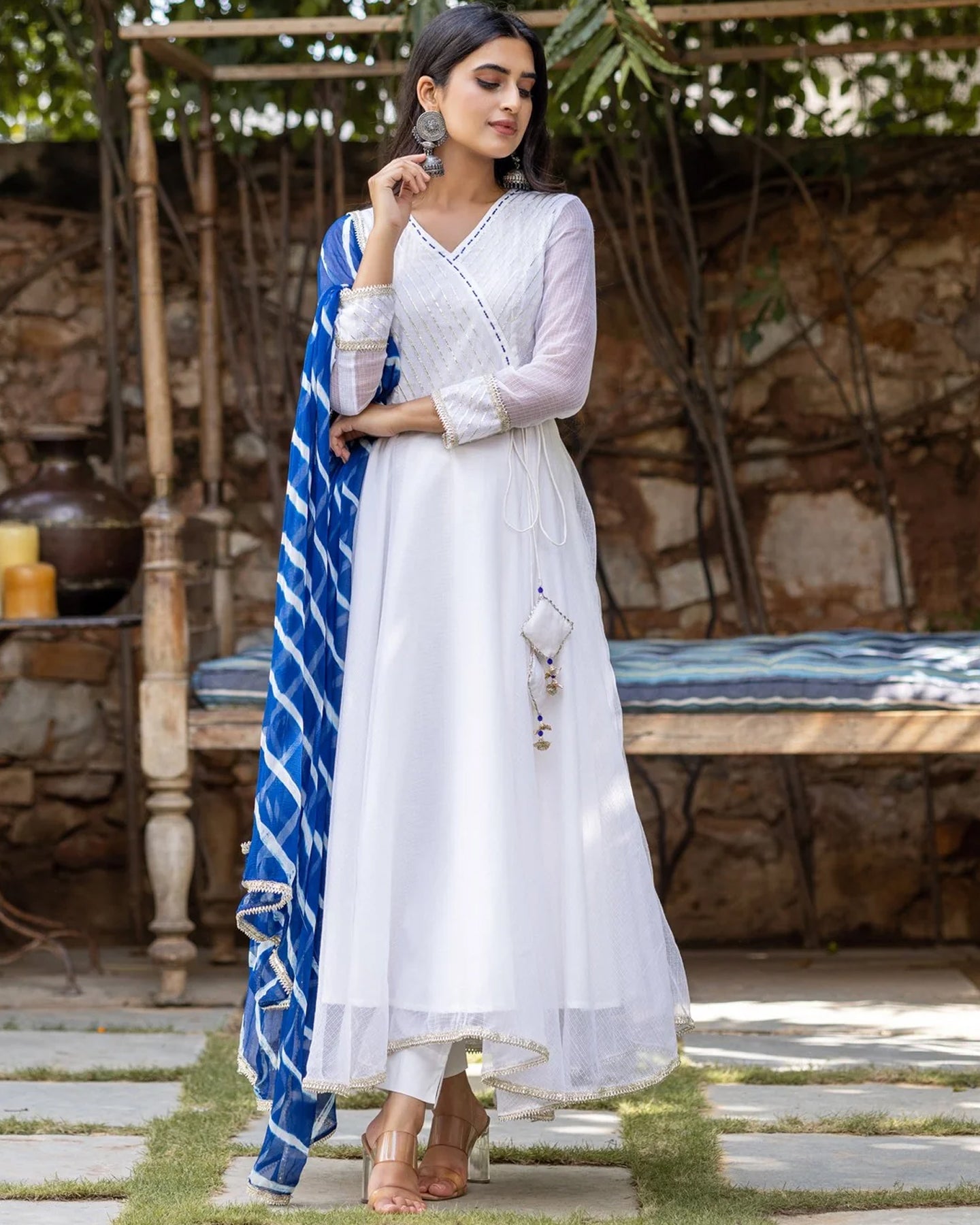 Shwet Kota Doria Suit Set