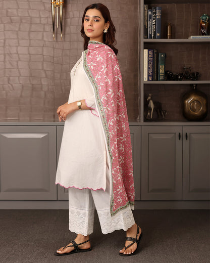 WHITE SCALLOP KURTA-DUPATTA SET