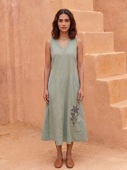 SAGE PETAL MIDI