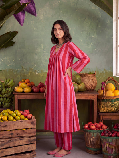 URBAN BERRY STRIPE KURTA SET