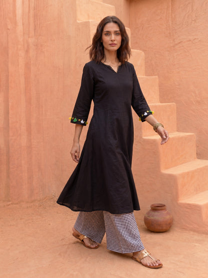 SHADOW & GRID KURTA SET