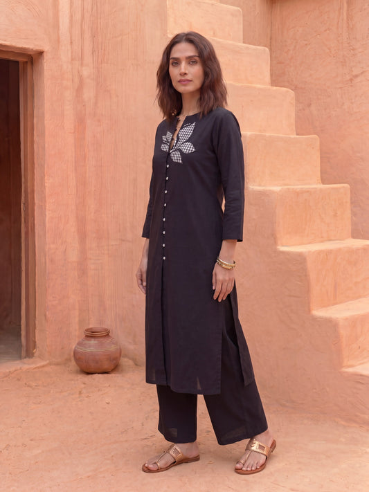 THE SHADOW CHECKMATE KURTA SET