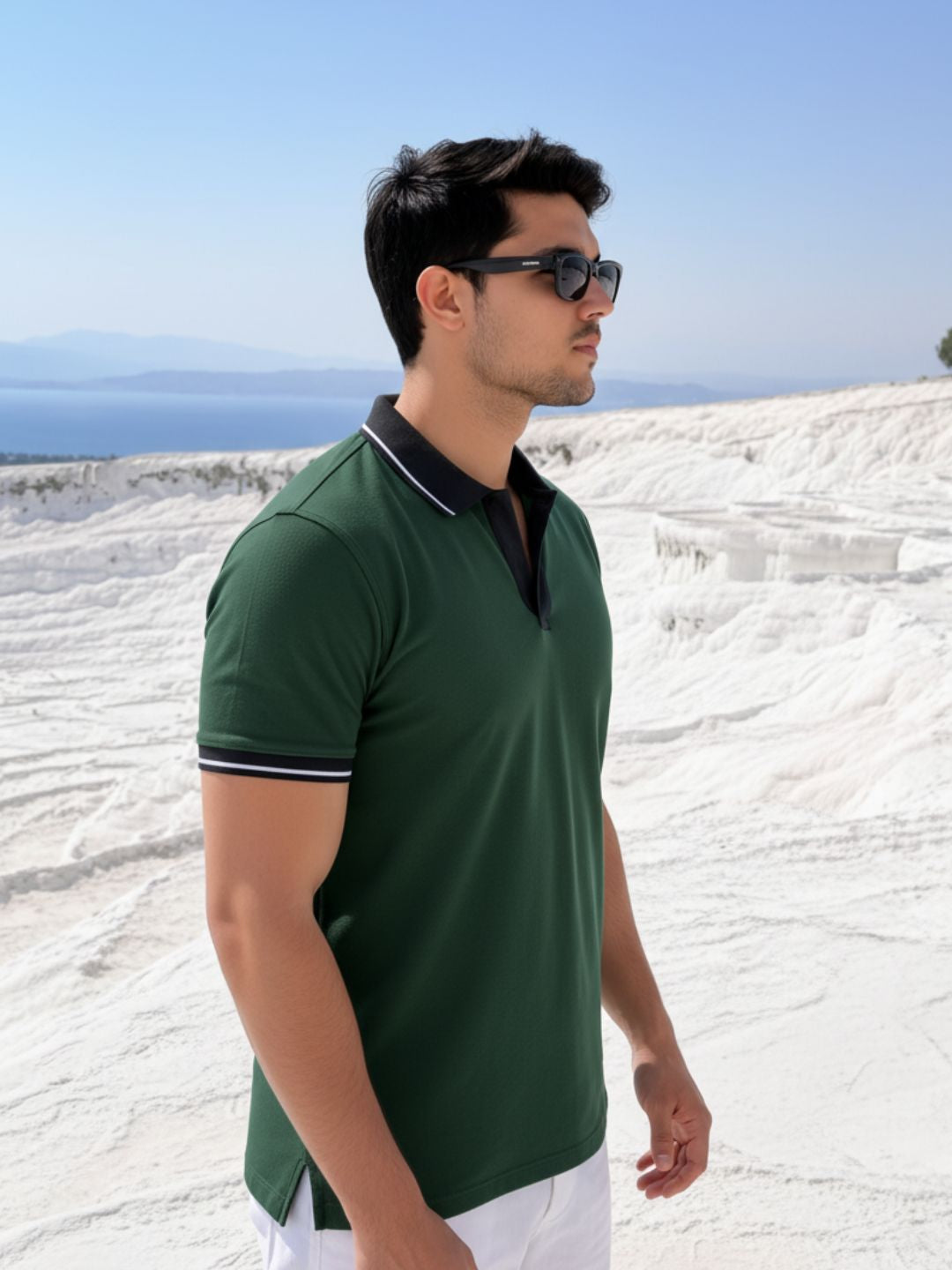 Men Solid Bottle Green Polo Collar Regular Fit Half Sleeve Cotton T-Shirt