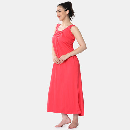Envie Relaxed Fit Scoop Neck Nighty Slip