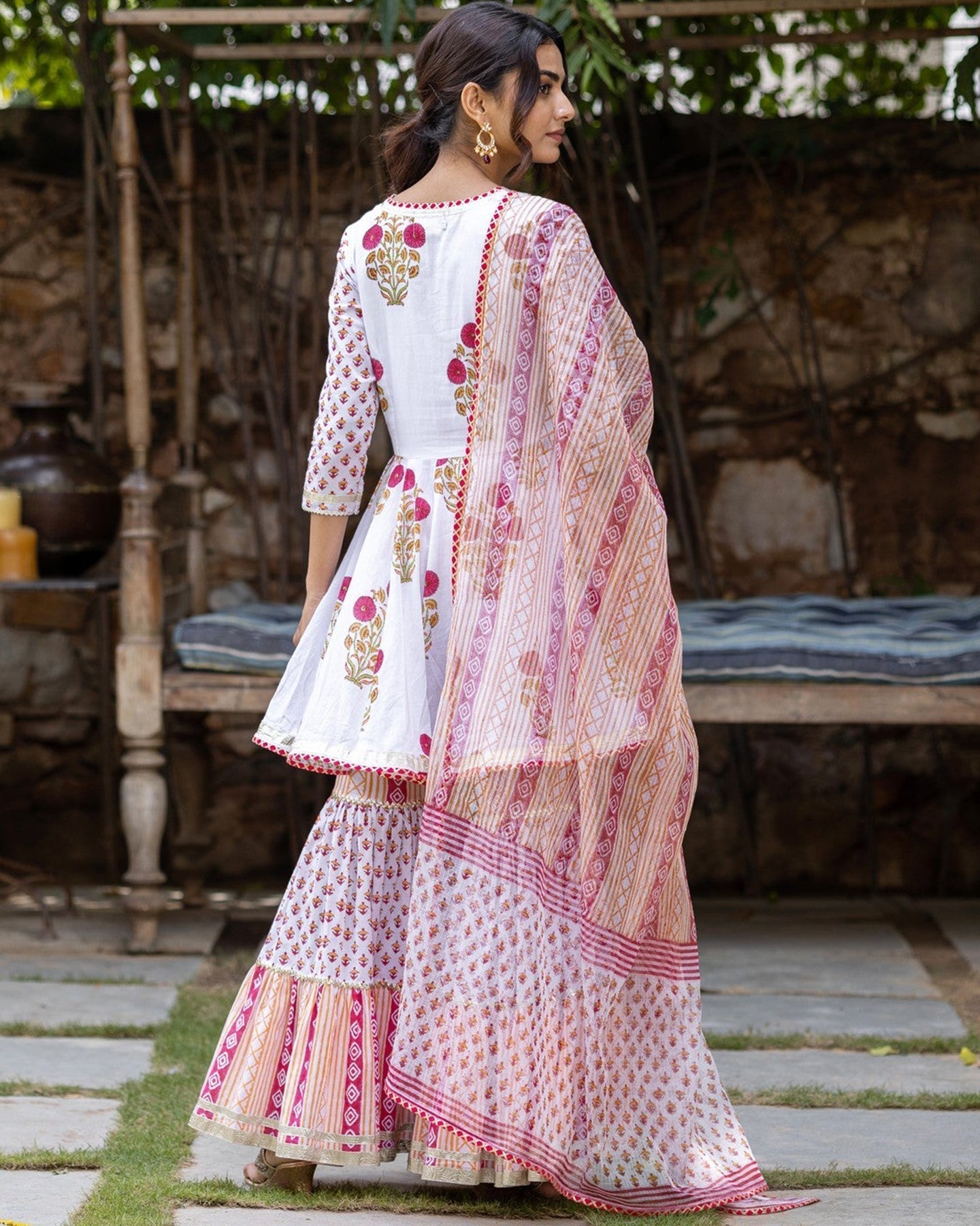 Amishi Sharara Set