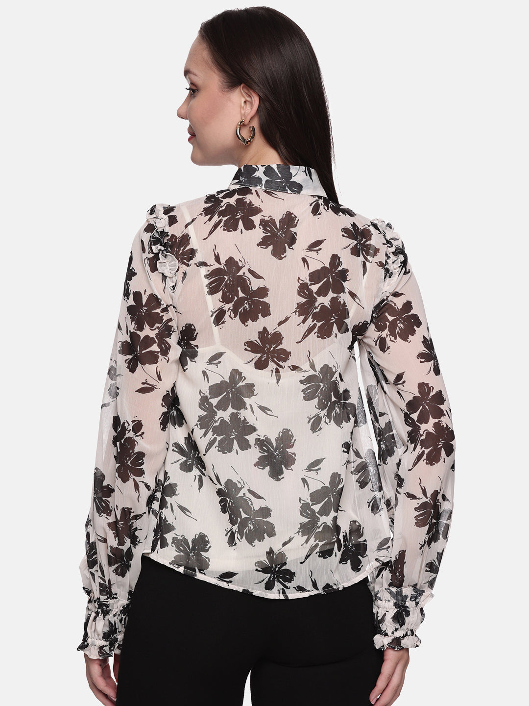 IS.U Floral Off-White Smocked Sleeve Top