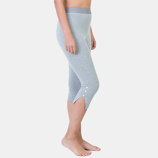 Envie Hugged Fit 3/4th Length Solid Capri