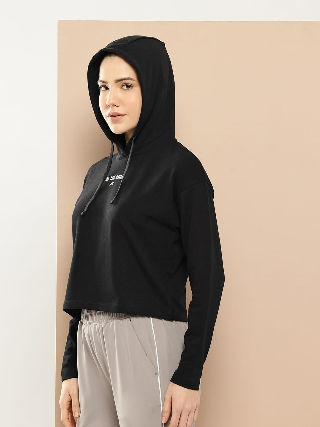 COSY STRETCH HOODIE