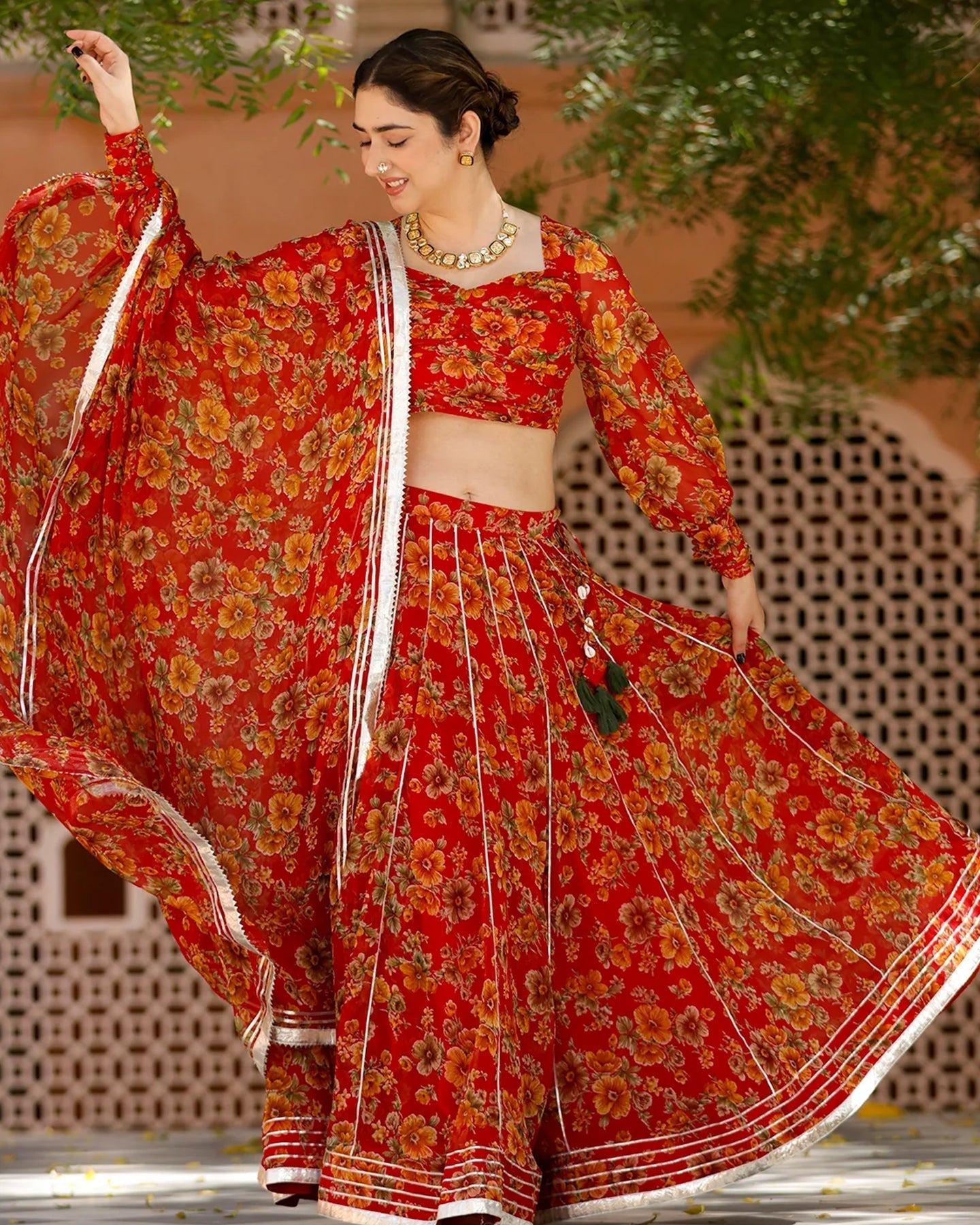YUKTI FLORAL LEHENGHA SET