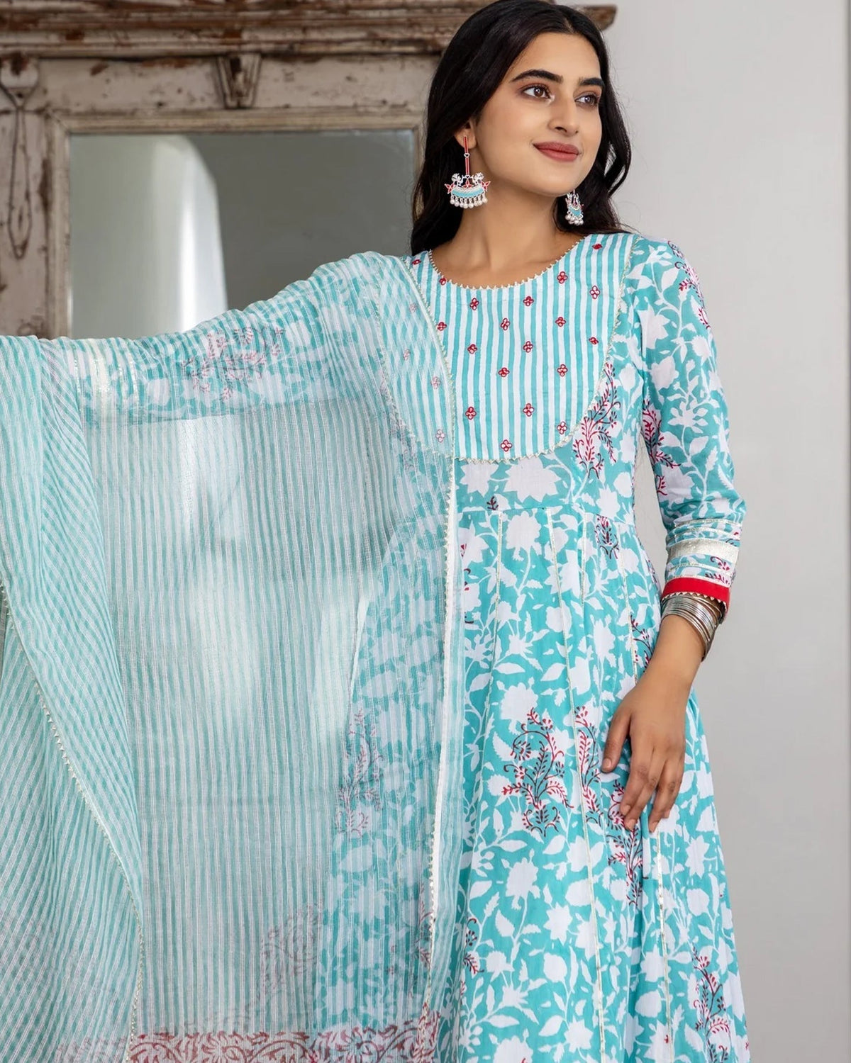 Saanjh Suit Set
