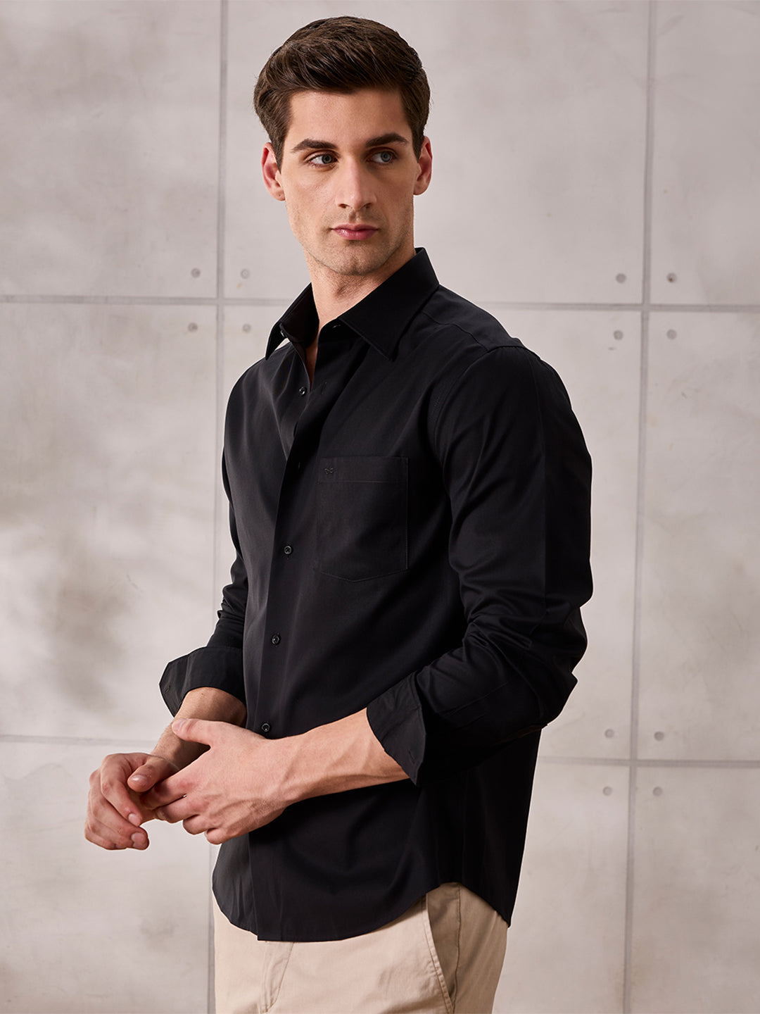 Black Regular Fit Solid Formal Cotton Non-Iron Shirt for Men (NOPIE)