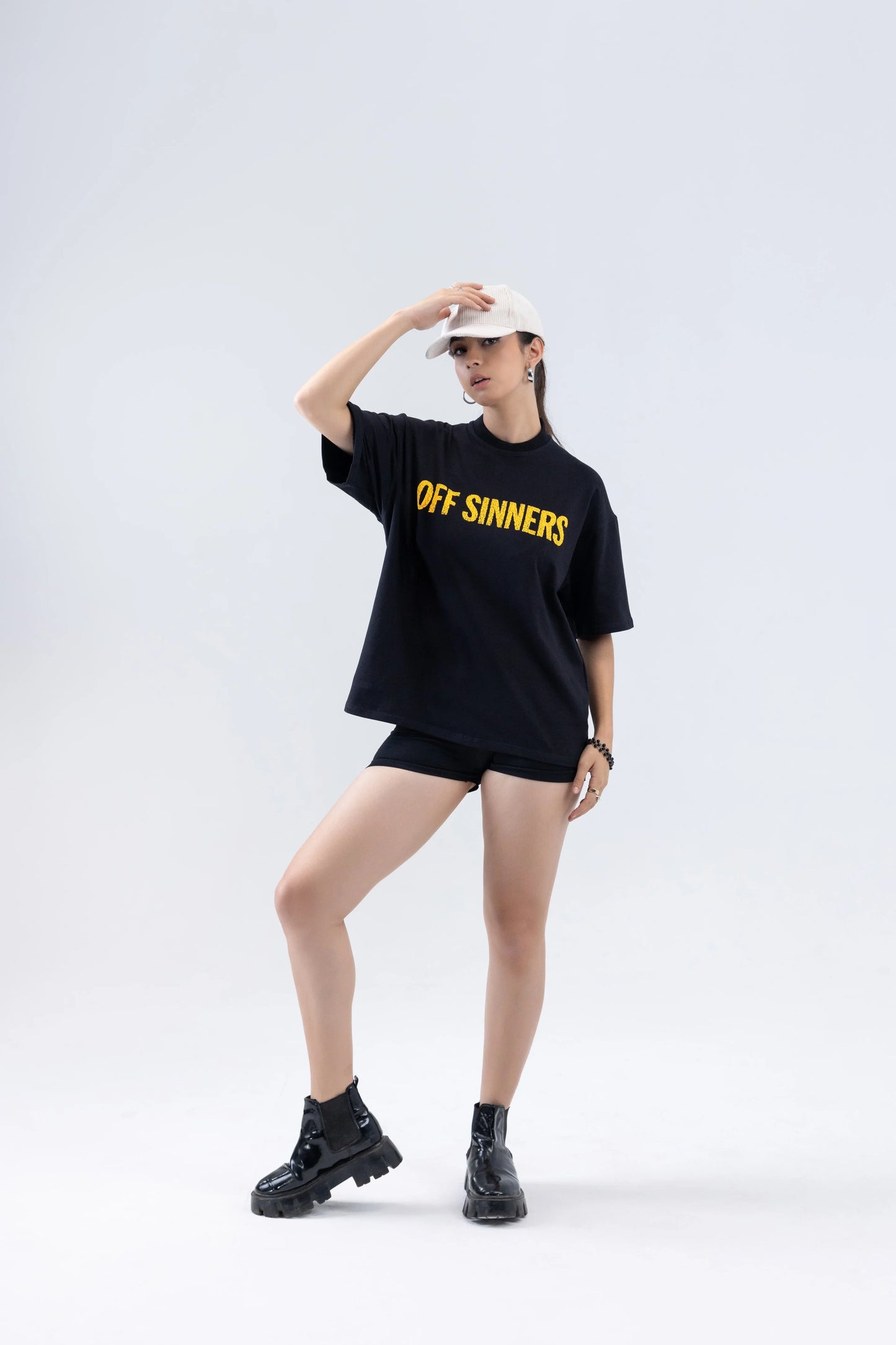 “Beauty Bites Back” Round Neck Black T-shirt
