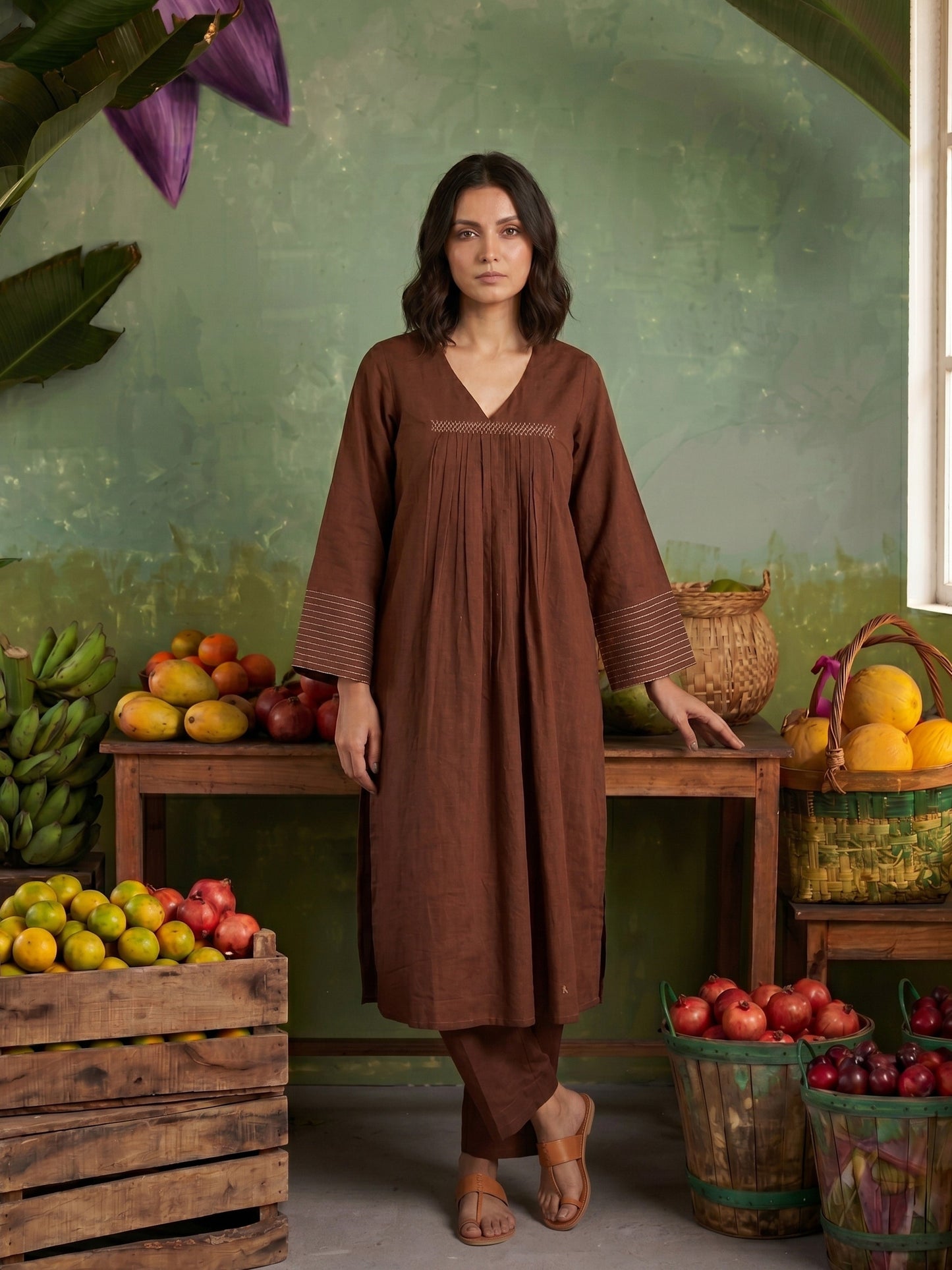 THE EARTHY LINEAR SET