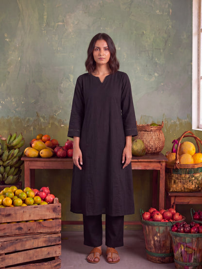 THE CHARCOAL CLASSIC KURTA SET