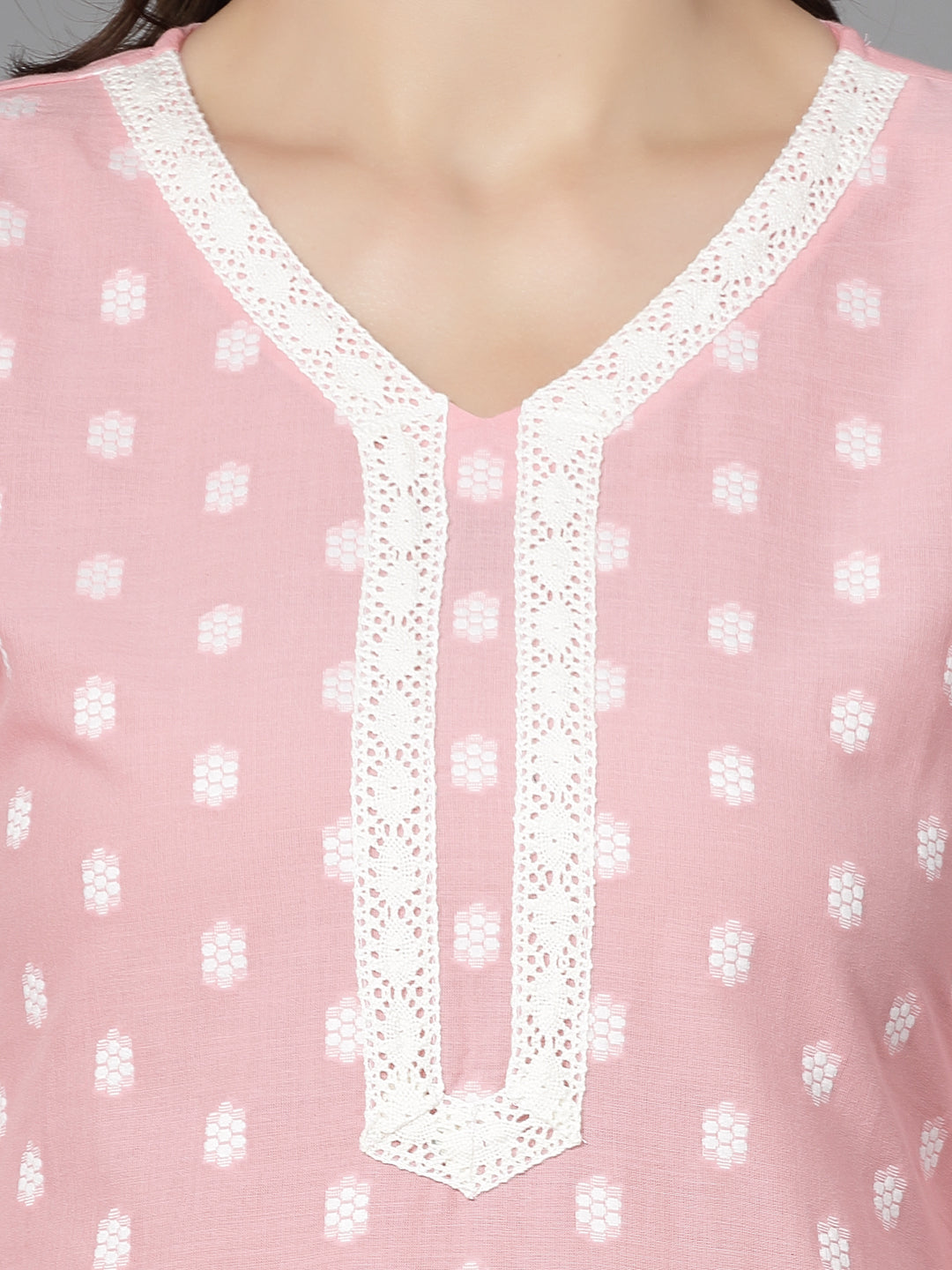 Women Baby Pink Cotton Dobby Kurta With Lace