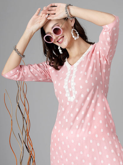 Women Baby Pink Cotton Dobby Kurta With Lace Krya