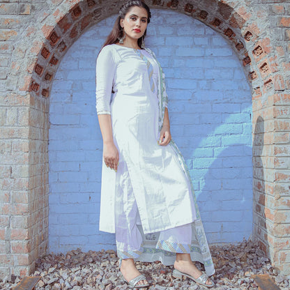 White double Neck & Block Dupatta
