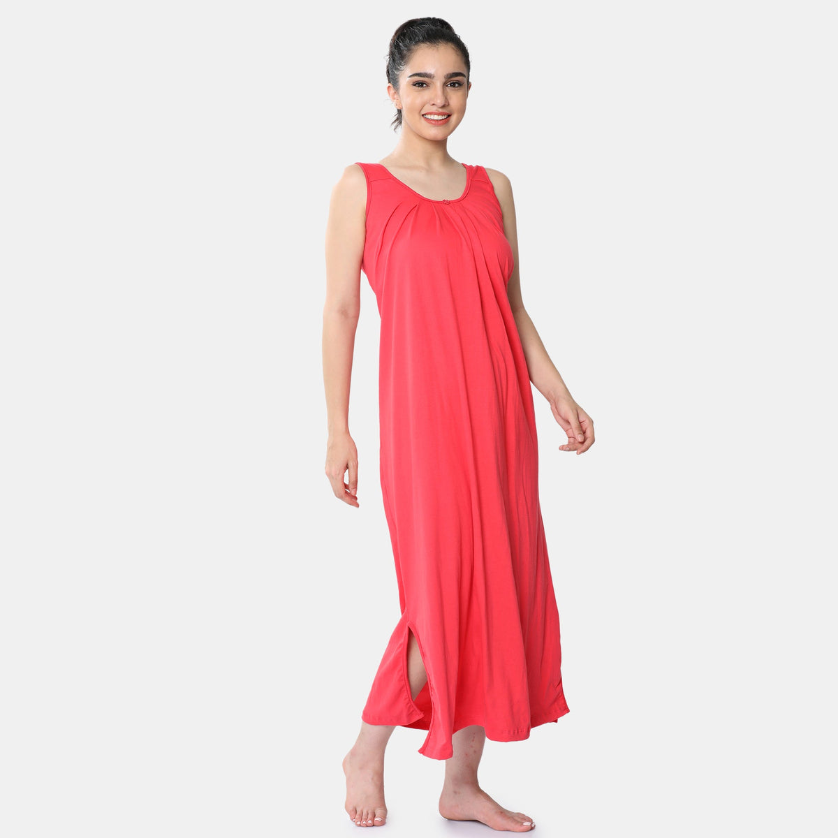 Envie Relaxed Fit Scoop Neck Nighty Slip