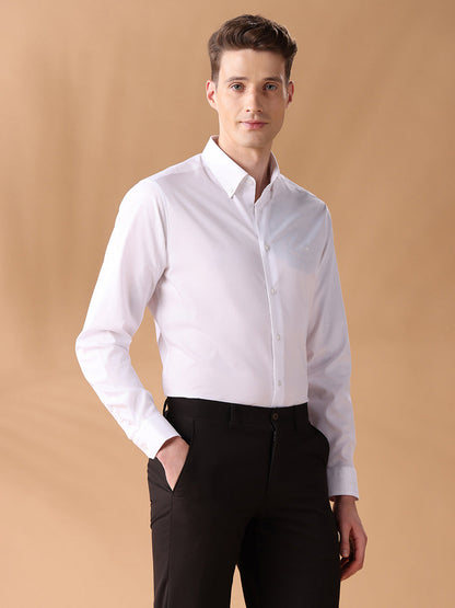 White Regular Fit Checked Formal Shirt for Men (CASSA)