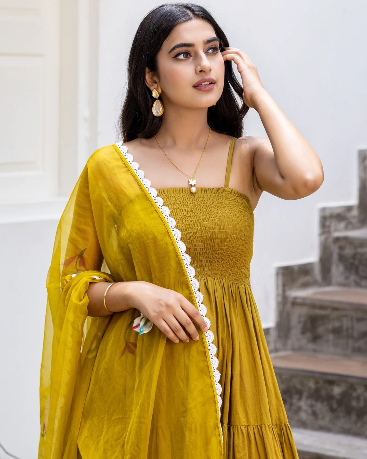 Gauri Suit Set
