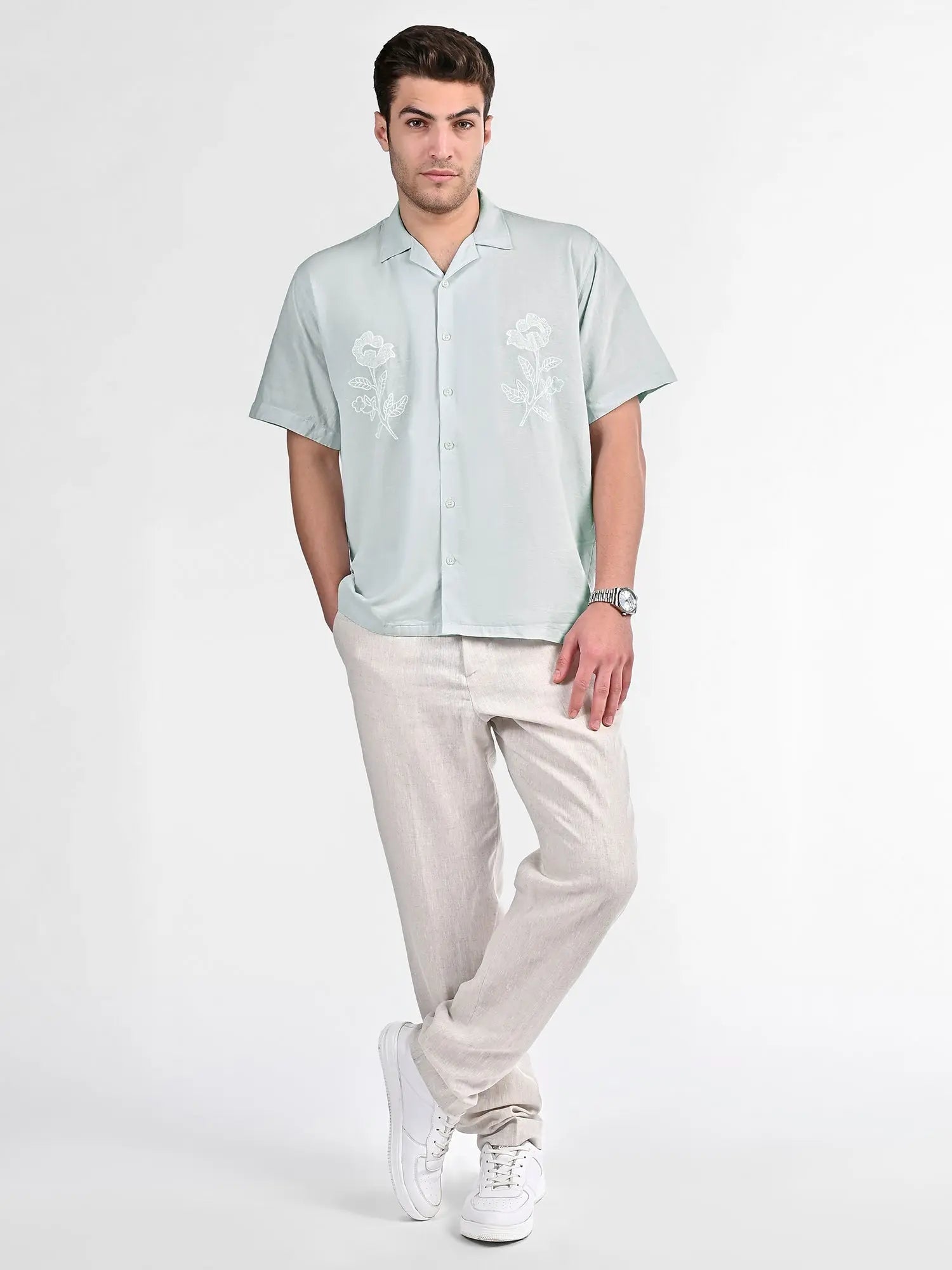 Men's Box-Fit Embroidered Linen Baby Blue Shirt Vellure