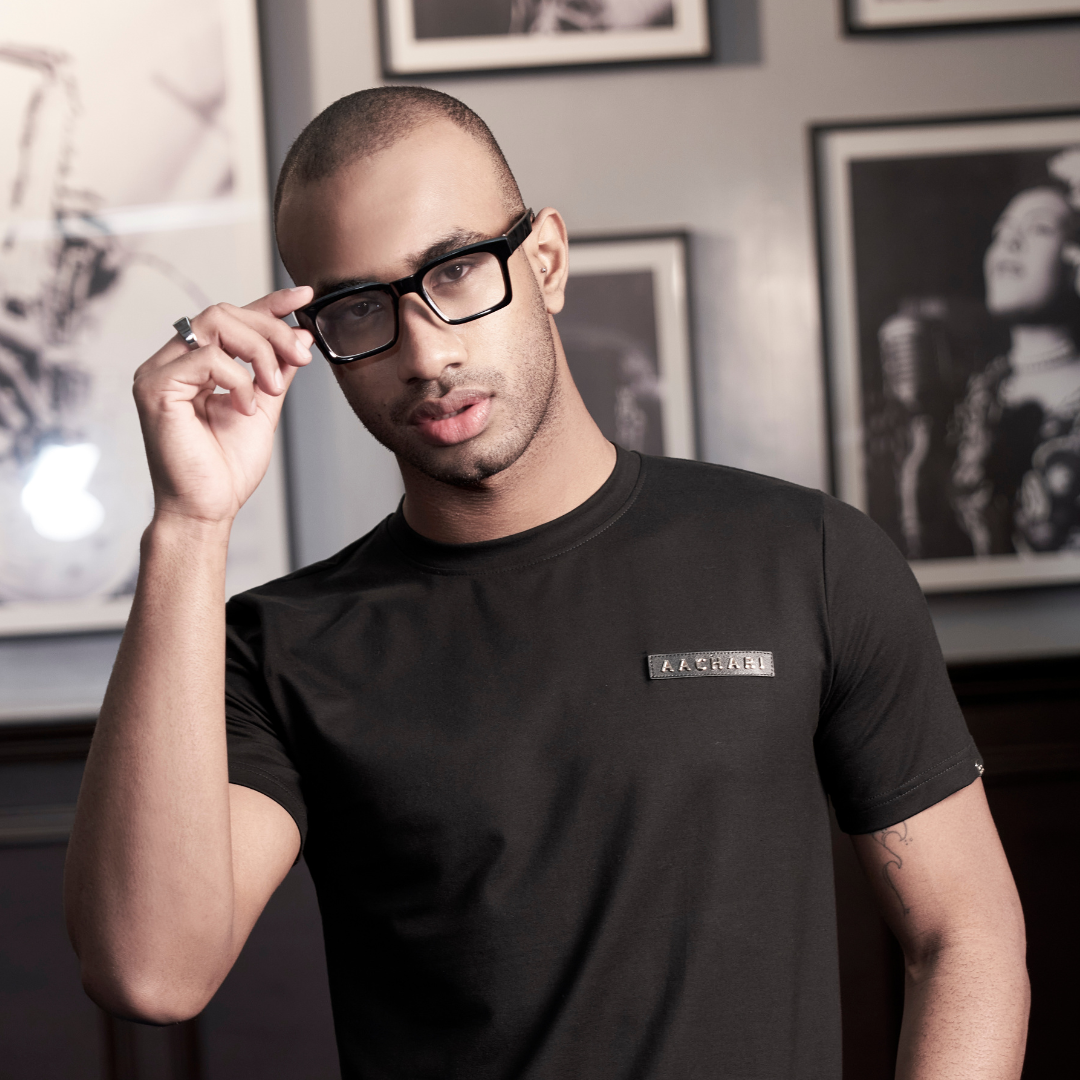 Signature Black T Shirt Aachari