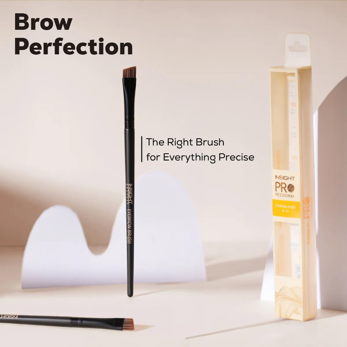 INSIGHT IE 121 PROFESSIONAL EYEBROW BRUSH - Black 1 PIECE