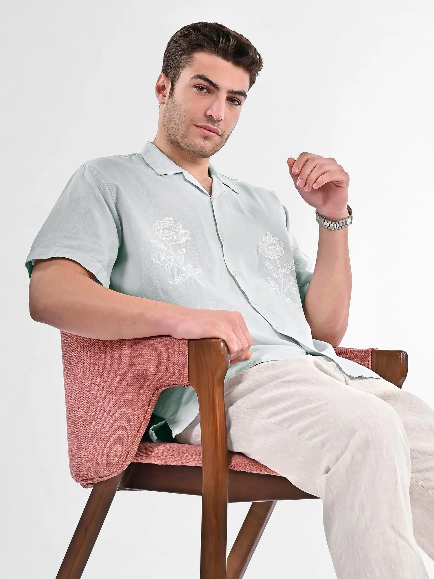 Men's Box-Fit Embroidered Linen Baby Blue Shirt Vellure