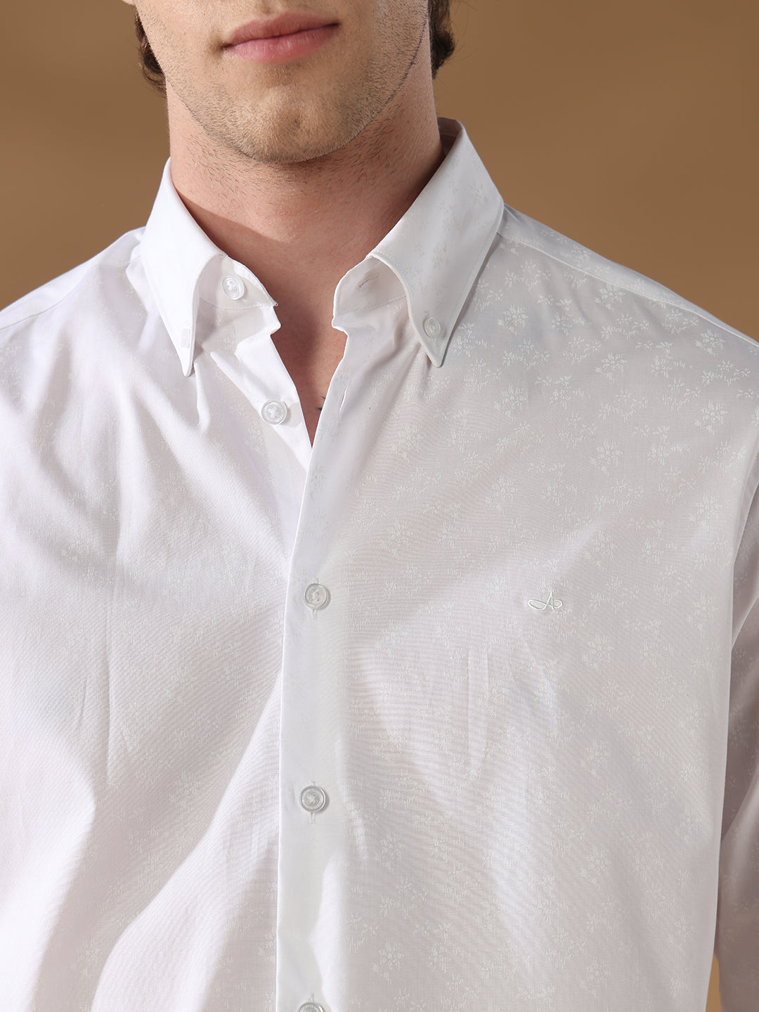 White Regular Fit Casual Cotton Shirt for men (CURVO)