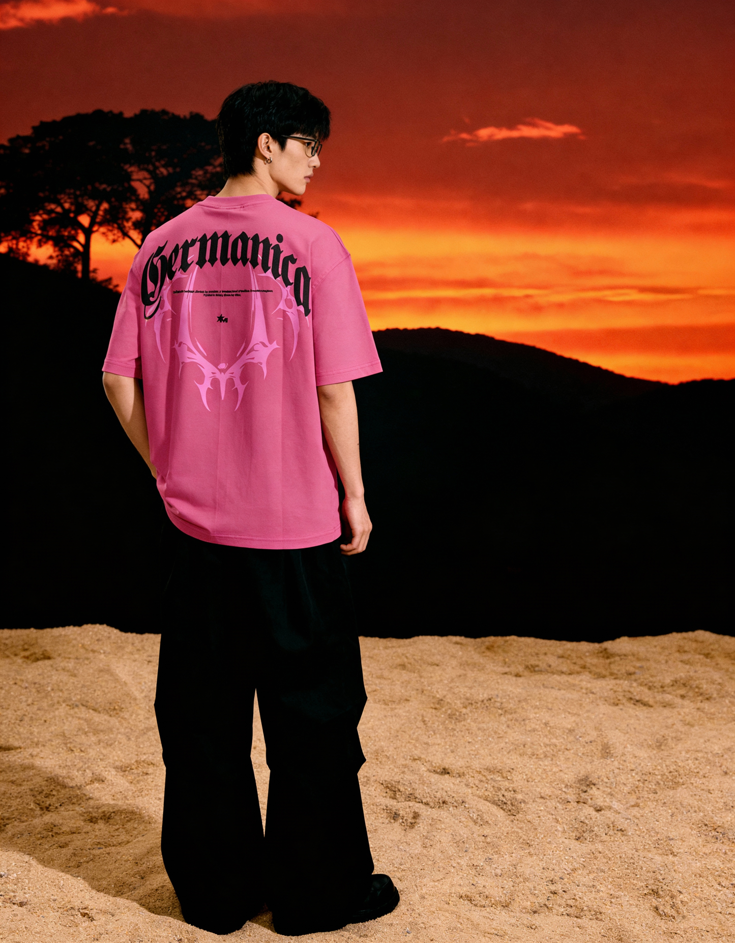 Germanica Printed Pink Oversized T-Shirt Main Character