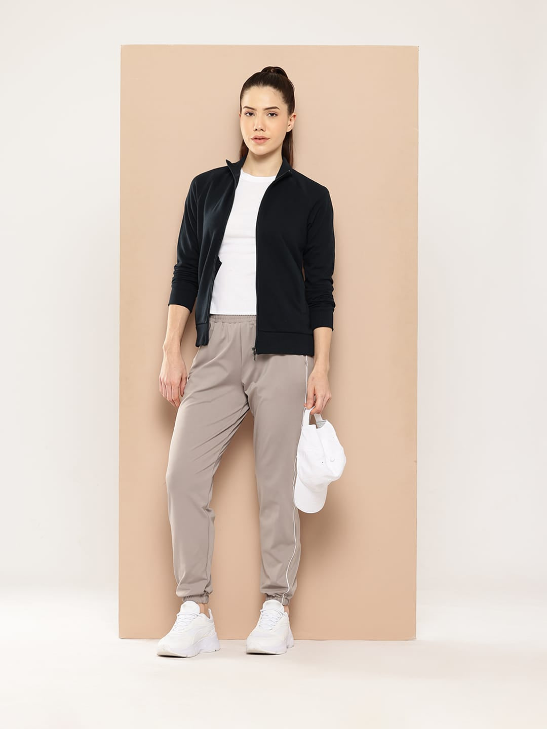 EASEWEAR ALL-DAY JACKET