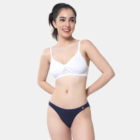 White t shirt lace bra Envie non wired non padded 3/4th coverage seamless lace bra invisible under clothes daily wear