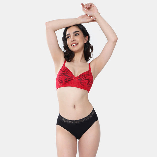 Envie Padded Non-Wired 3/4th Coverage T-Shirt Lace Bra