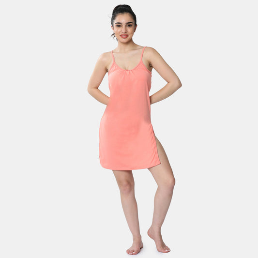 Envie Relaxed Fit Scoop Neck Thigh Length Kurta Slip