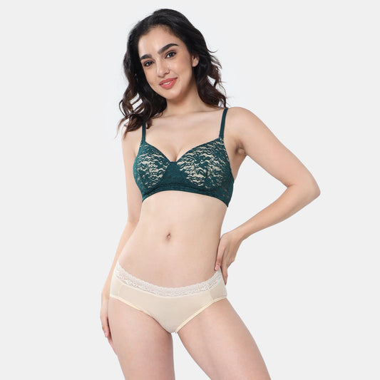 Envie Padded Non-Wired 3/4th Coverage T-Shirt Lace Bra