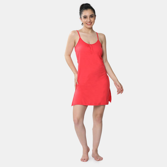 Envie Relaxed Fit Scoop Neck Thigh Length Kurta Slip