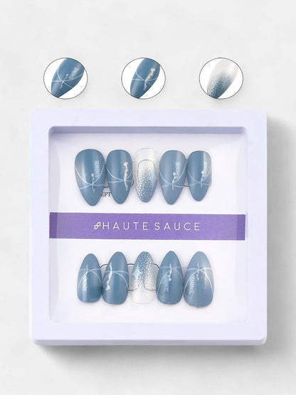 The Cluster Press-On Nails - Icy Blue