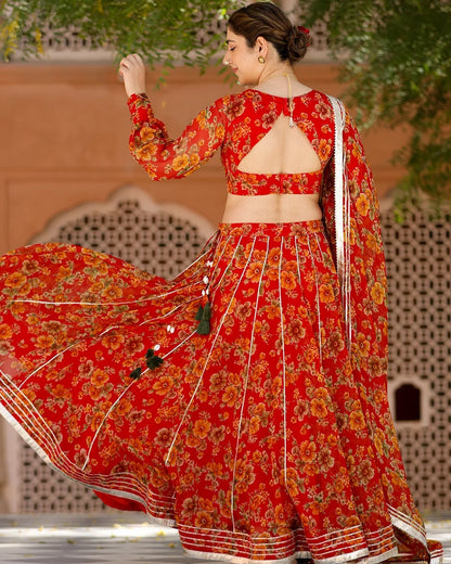 YUKTI FLORAL LEHENGHA SET
