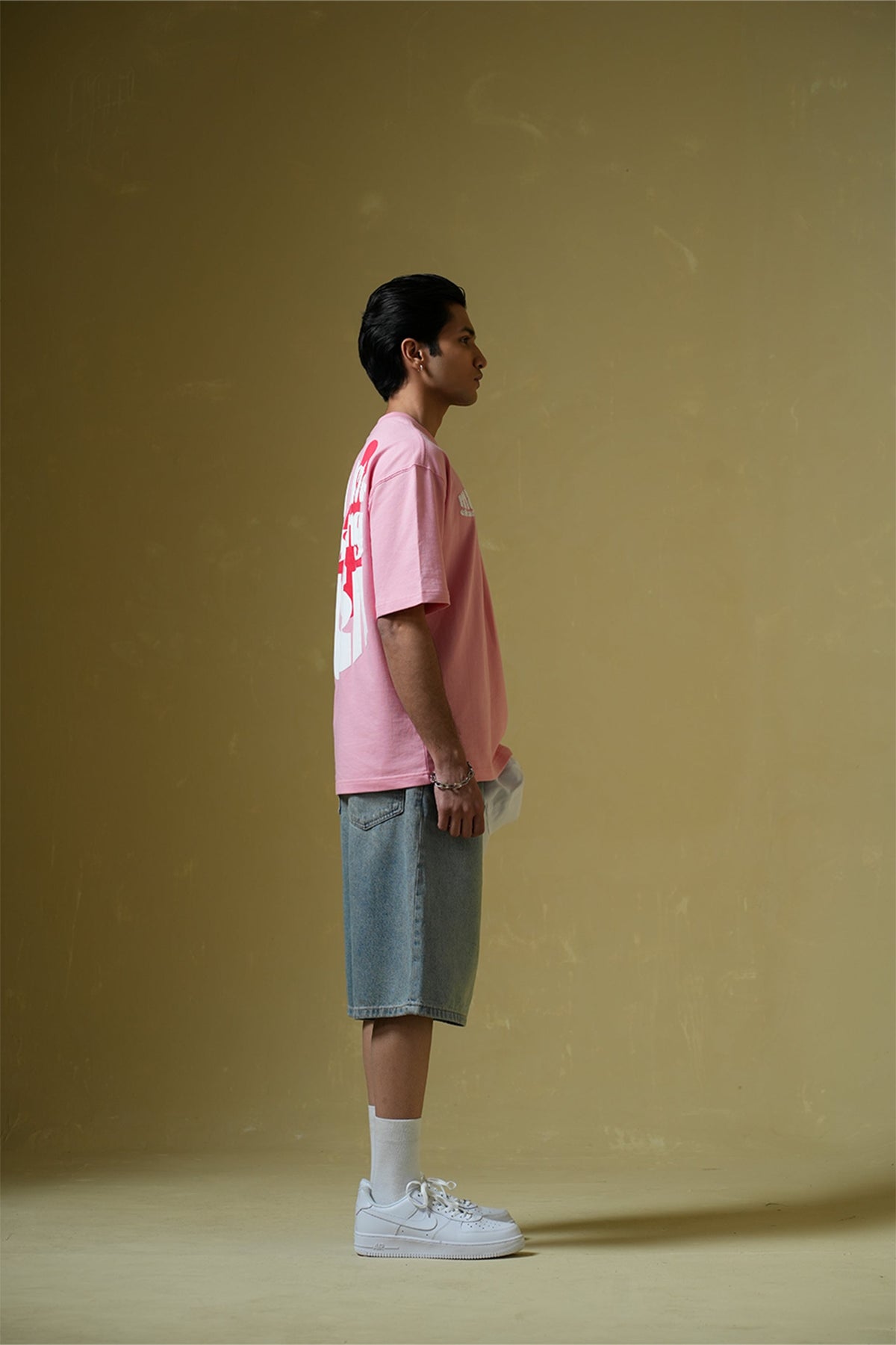 Wishing Well Printed Pink Oversized T-shirt Main Character