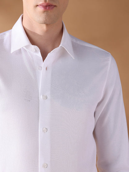 White Slim Fit Solid Formal Shirt for Men (FIANO)
