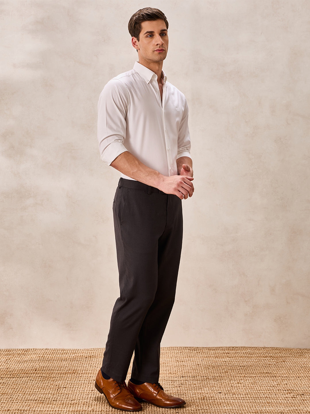 White Regular Fit Solid Formal Cotton Shirt for Men (LUWI)