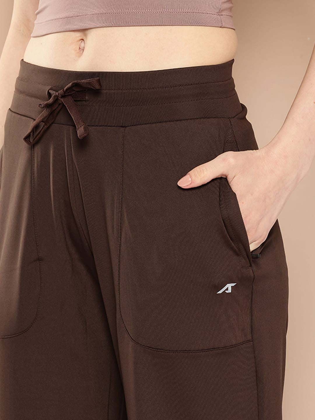URBAN ACTIVE FLARE PANTS