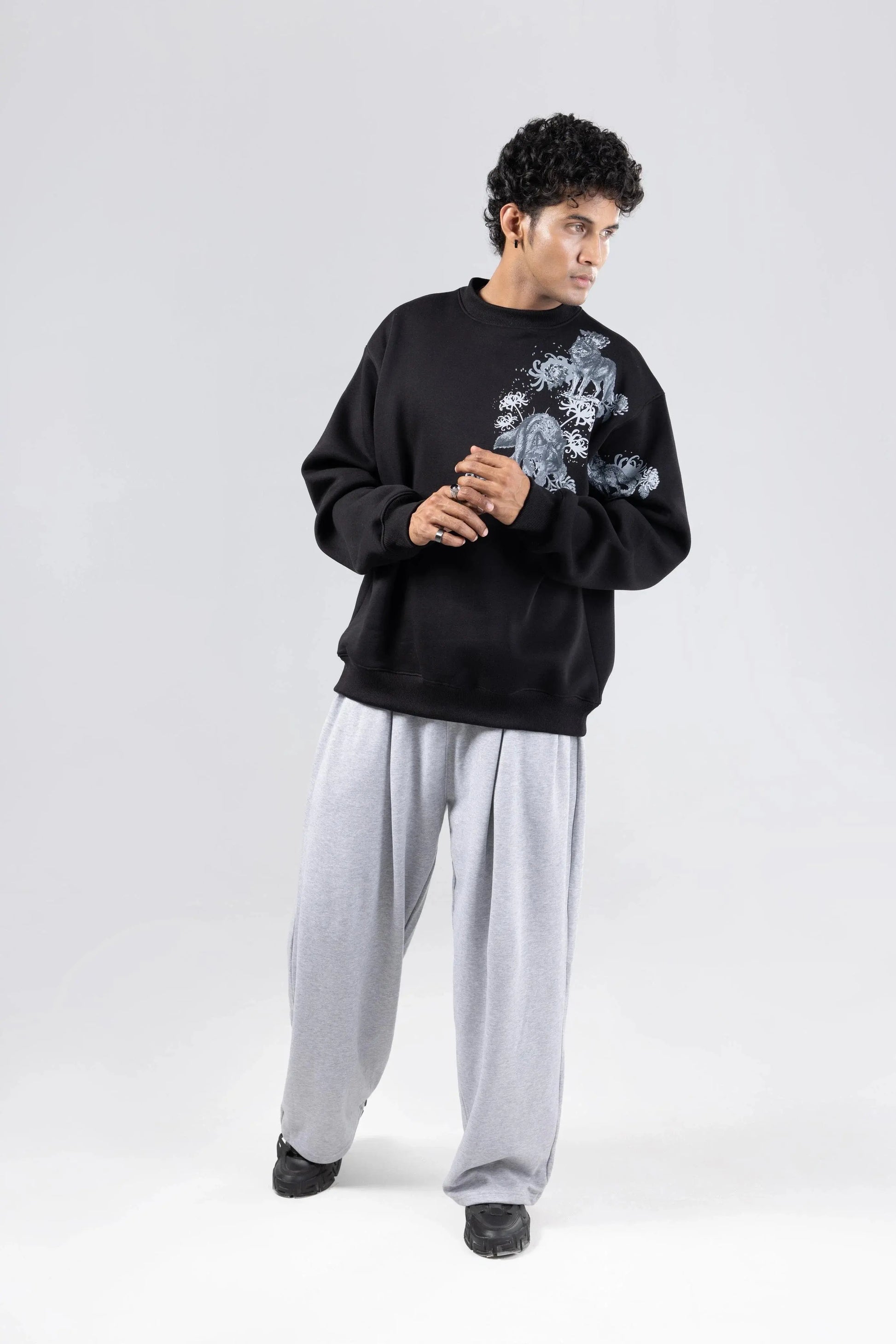 Midnight Hunt Printed Black Sweatshirt Off Sinners
